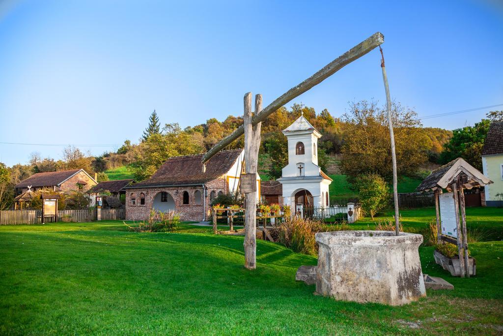 Country House "Stricev Grunt" Stara Kapela Hostal Habitación foto